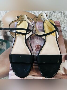 Micheal Kors Sandals